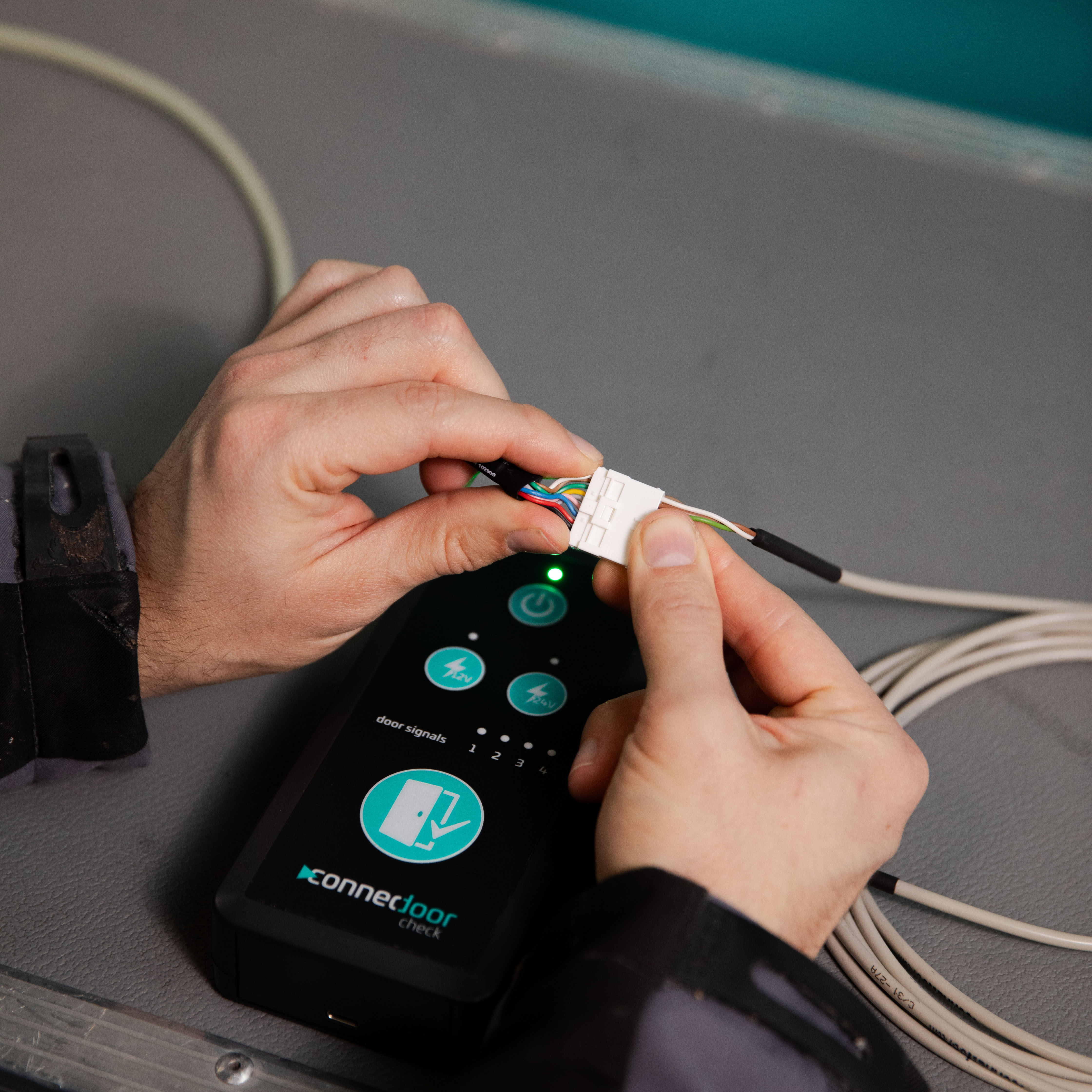 Elektronikkabel, Steckverbindung, Steckverbinder, Blue-Dot-Anzeige, Gerätechips