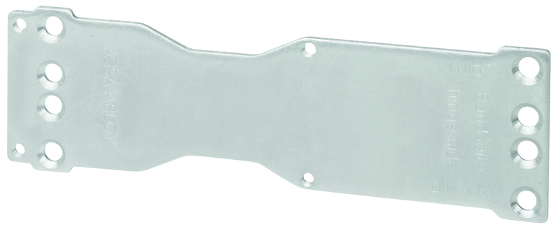 metallische Halterung, Montageplatte, Befestigungswinkel, gestanzte Metallplatte, Bohrungen Muster